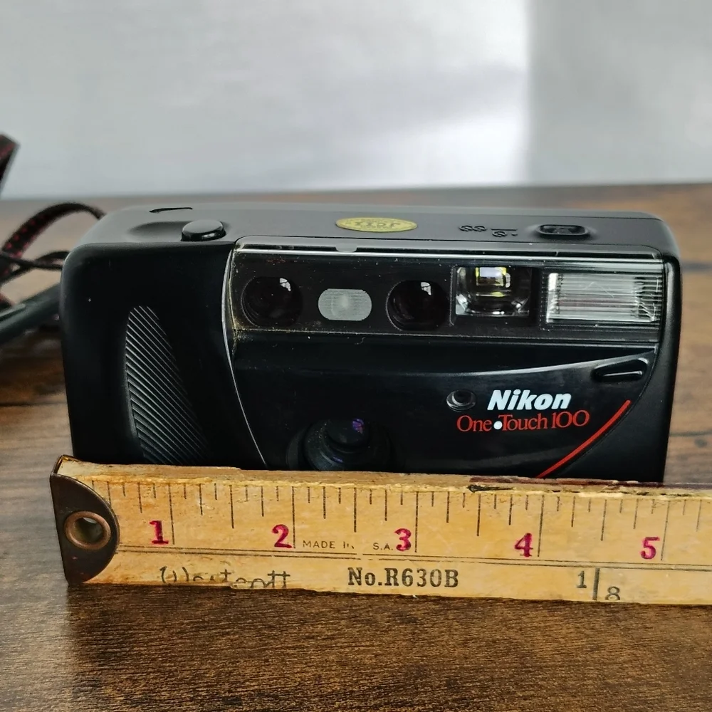 Nikon One Touch 100 35mm Film Point & Shoot Camera VTG 80s Untested